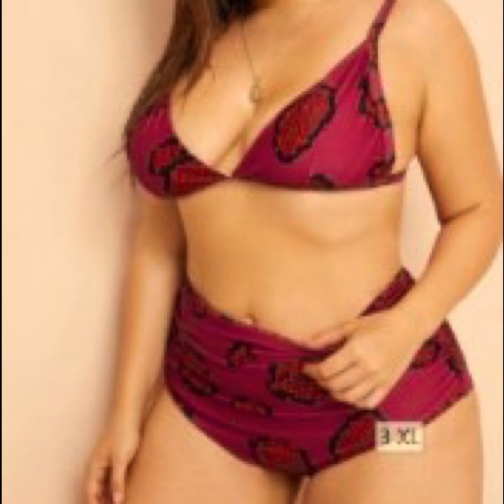 Plus size swim